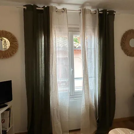 Renove A 50 M De Plage, Entree Autonome, Climatise * Collioure