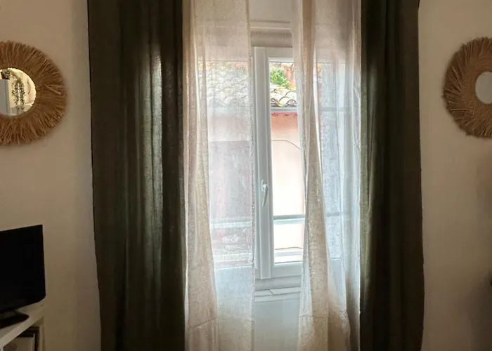 Renove A 50 M De Plage, Entree Autonome, Climatise * Κολιούρ